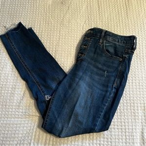 Old Navy Rockstar Super Skinny Jean